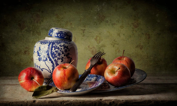 Still Life Oil Painting - Fresh Apples with Chinese Porcelain Wall Art - Oil Painting Haven